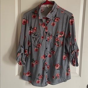 Eden &Olivia XL long sleeve button down shirt